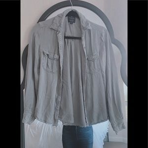 🆕 AE olive green bf shirt